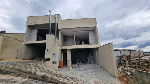 Casa com 3 Quartos à venda, 120m² no São Pedro, Juiz de Fora