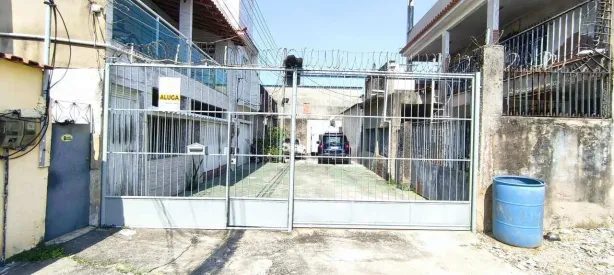 com 1 Quarto para alugar, 40m² no Centro, Belford Roxo
