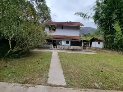 Fazenda/Sítio com 5 Quartos à venda, 135m² no Campo do Coelho, Nova Friburgo