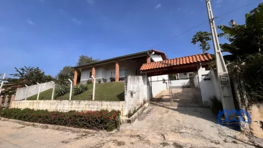Fazenda/Sítio com 2 Quartos à venda, 1000m² no , Mairinque