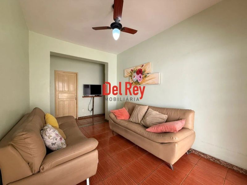 Casa com 3 quartos — Caiçaras, Belo Horizonte