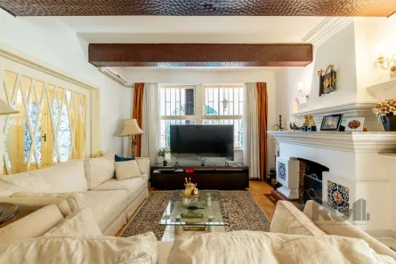 Casa com 3 Quartos para alugar, 500m² no Petrópolis, Porto Alegre