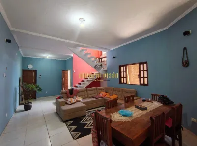 Sobrado com 4 Quartos à venda, 263m² no Jardim Quaresmeira II, Suzano