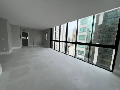Apartamento com 4 Quartos à venda, 135m² no Centro, Balneário Camboriú