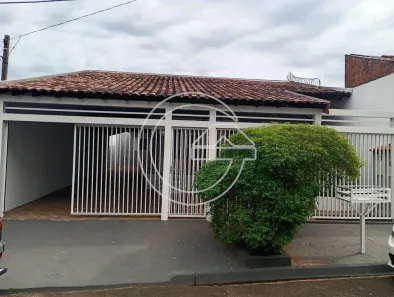 Casa com 3 Quartos à venda, 180m² no Centro, Marília