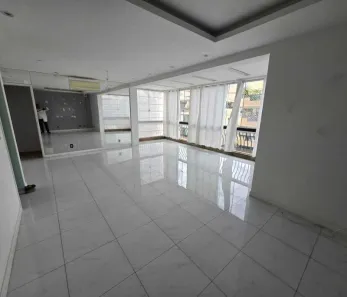 Apartamento com 3 Quartos para alugar, 130m² no Recreio dos Bandeirantes, Rio de Janeiro