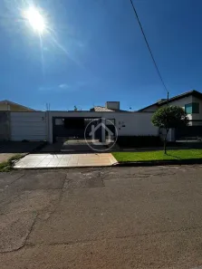 Casa com 3 Quartos à venda, 165m² no Vila Carlota, Campo Grande