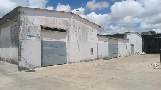 Galpão/Depósito/Armazém para alugar, 2500m² no Antares, Maceió