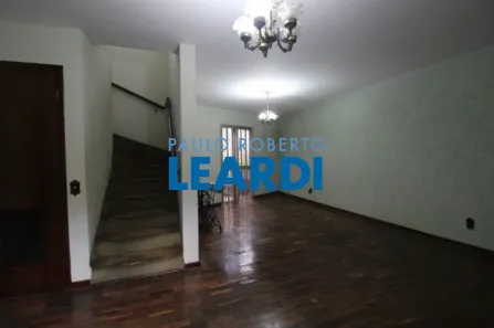 Sobrado com 3 Quartos para alugar, 150m² no Campestre, Santo André
