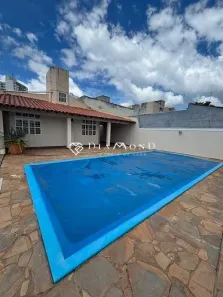 Casa com 6 Quartos à venda, 300m² no Santa Mônica, Uberlândia