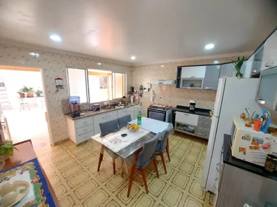 Casa com 2 Quartos à venda, 209m² no Parque São Vicente, Mauá