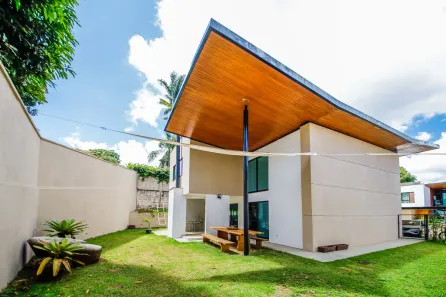 Casa de Condomínio com 3 Quartos para alugar, 178m² no Parque Jardim da Serra, Juiz de Fora