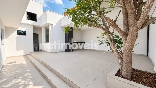 Casa com 3 Quartos à venda, 160m² no Alípio de Melo, Belo Horizonte