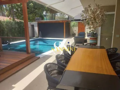 Casa de Condomínio com 5 Quartos para venda ou aluguel, 420m² no Alphaville Residencial Um, Barueri