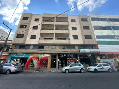 Apartamento com 3 Quartos para alugar, 120m² no Centro, Pouso Alegre