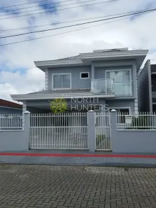 Casa com 3 Quartos à venda, 152m² no Espinheiros, Joinville