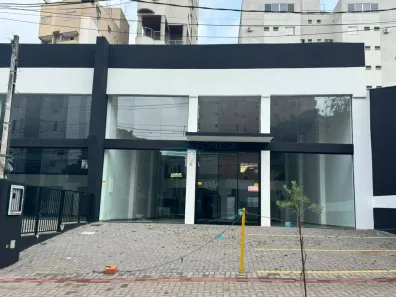 Ponto Comercial à venda, 250m² no Centro, Londrina