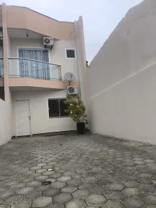 Sobrado com 2 Quartos à venda, 67m² no Morretes, Itapema