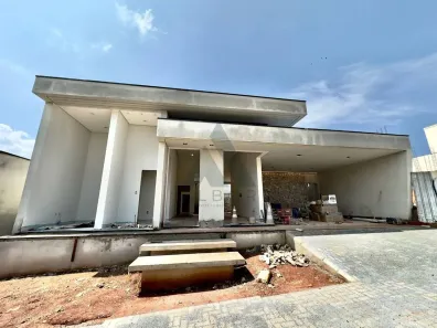 Casa de Condomínio com 3 Quartos à venda, 200m² no Vila Popular, Itapetininga