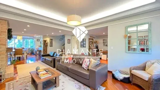 Casa com 4 Quartos à venda, 250m² no Vila Assunção, Porto Alegre