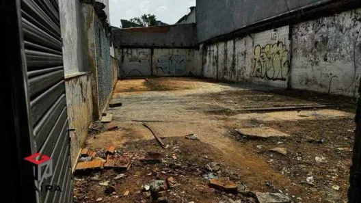 Lote/Terreno à venda, 200m² no Jardim Bom Pastor, Santo André