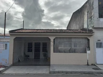 Casa com 3 Quartos à venda, 200m² no Bugio, Aracaju
