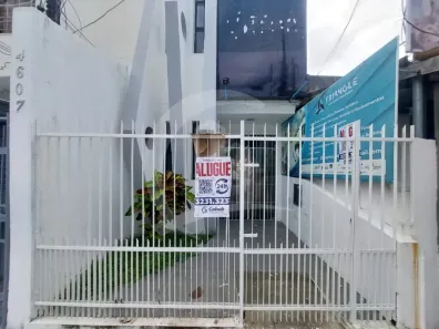 Prédio Comercial para alugar, 150m² no Grageru, Aracaju