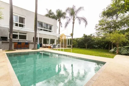 Casa com 4 Quartos à venda, 400m² no Jardim Leonor, São Paulo