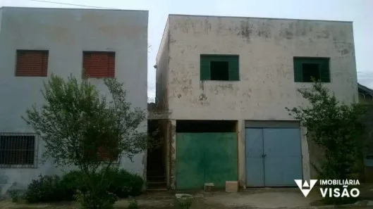Casa com 2 Quartos à venda, 300m² no Vila Militar, Uberaba