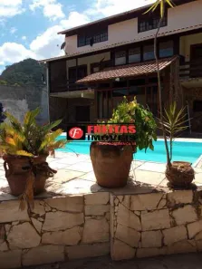Casa com 4 Quartos para alugar, 550m² no Itaipu, Niterói