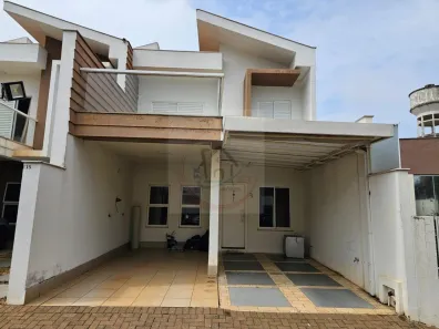 Casa de Condomínio com 3 Quartos à venda, 128m² no Aeroporto, Londrina