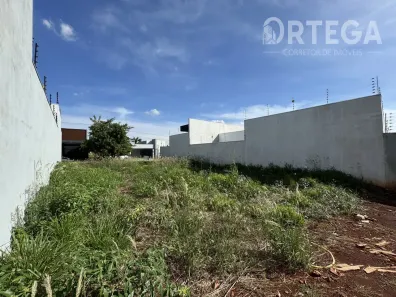 Lote/Terreno à venda, 300m² no Jardim Munique, Maringá