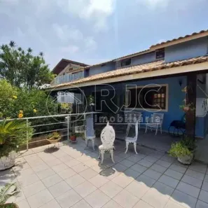 Casa de Condomínio com 4 Quartos à venda, 207m² no Badu, Niterói