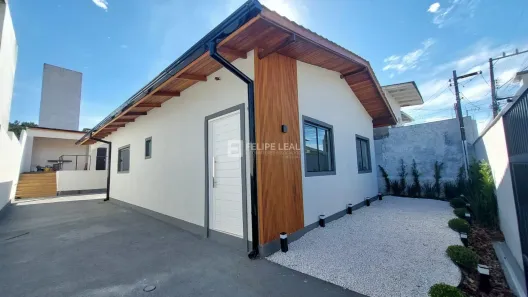 Casa com 3 Quartos à venda, 100m² no Serraria, São José