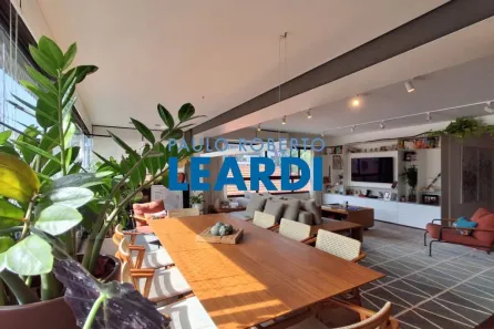 Apartamento com 3 Quartos à venda, 146m² no Sumaré, São Paulo