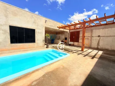 Casa com 4 Quartos à venda, 260m² no Morada da Lua, Barreiras