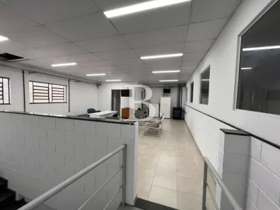 Galpão/Depósito/Armazém para alugar, 278m² no Jardim Santo Antônio, Santo André
