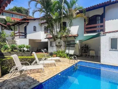Casa com 4 Quartos à venda, 262m² no Bingen, Petrópolis