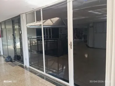 Sala Comercial para alugar, 27m² no Setor Bueno, Goiânia
