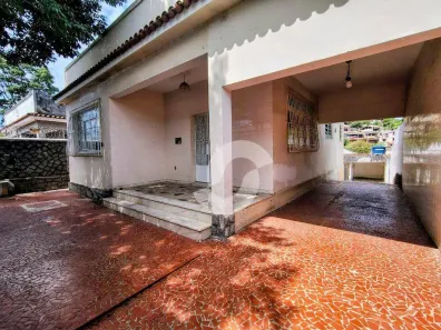 Casa com 3 Quartos à venda, 120m² no Santa Bárbara, Niterói