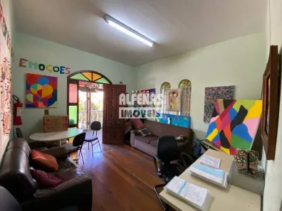 Casa com 3 Quartos à venda, 181m² no Santa Cruz Industrial, Contagem