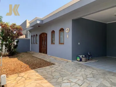 Casa de Condomínio com 4 Quartos para alugar, 251m² no Estância das Flores, Jaguariúna