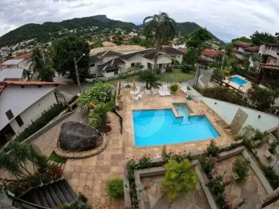 Casa de Condomínio com 4 Quartos à venda, 437m² no Piratininga, Niterói