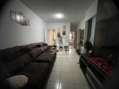 Casa de Condomínio com 3 Quartos à venda, 88m² no Aclimação, Uberlândia