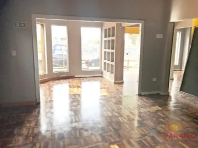 Imóvel Comercial com 4 Quartos para alugar, 165m² no Cabral, Curitiba