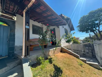 Casa com 3 Quartos à venda, 3684m² no Santa Rosa, Belo Horizonte