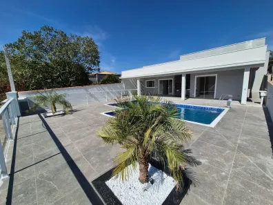 Fazenda/Sítio com 3 Quartos à venda, 150m² no Dona Catarina, Mairinque