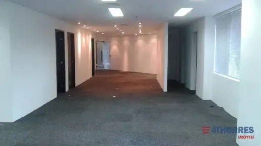 Sala Comercial para alugar, 223m² no Cidade Monções, São Paulo