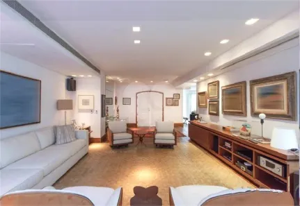 Casa de Condomínio com 4 Quartos à venda, 423m² no Jardim Europa, São Paulo