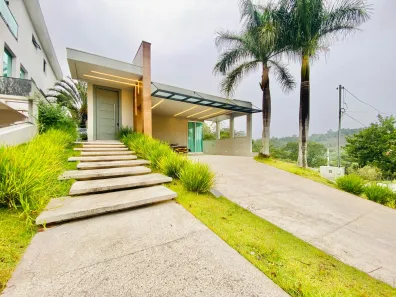 Casa de Condomínio com 3 Quartos à venda, 360m² no Jardim do Golf I, Jandira